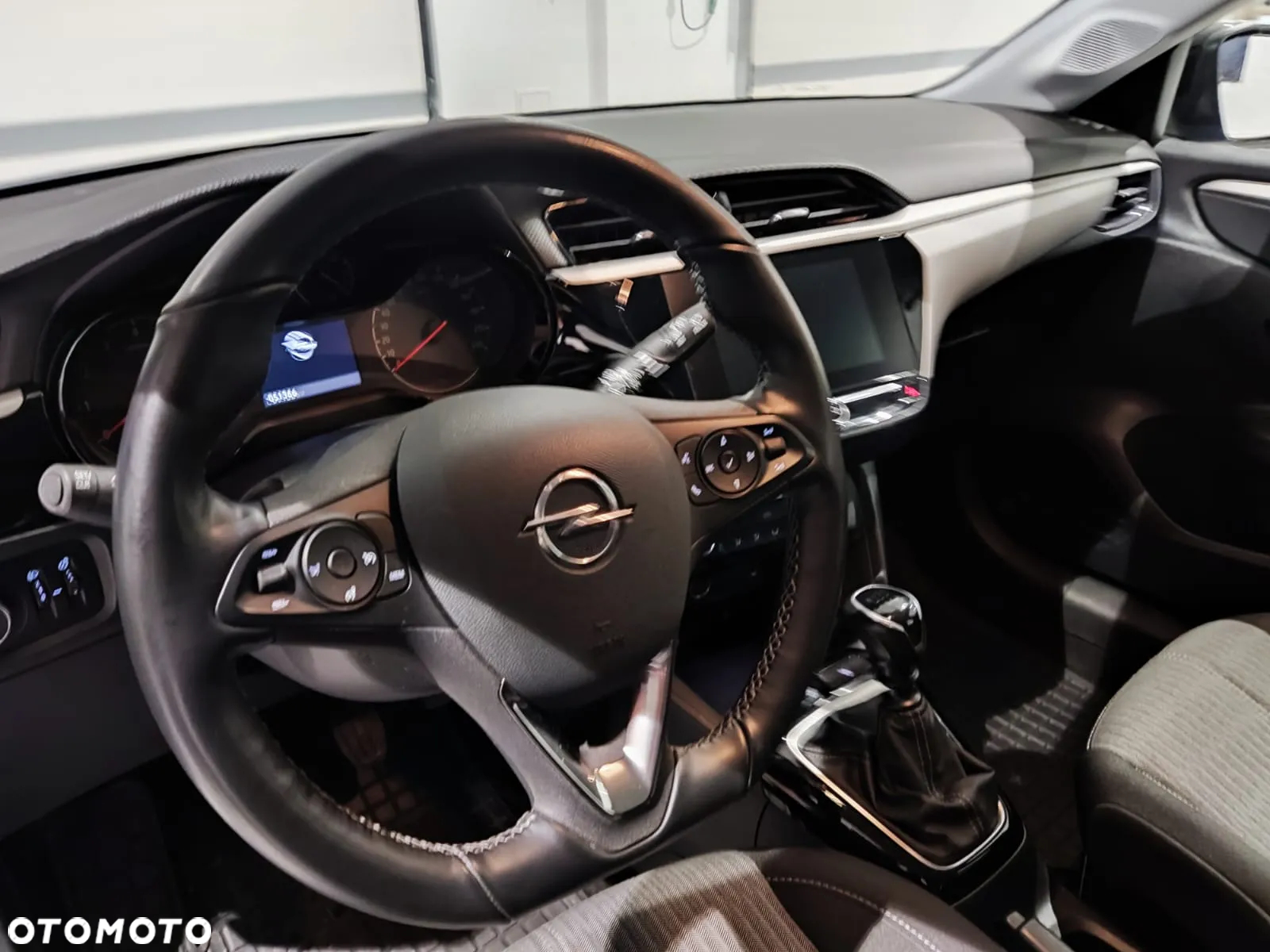 Opel Corsa 1.2 Edition S&S - 12