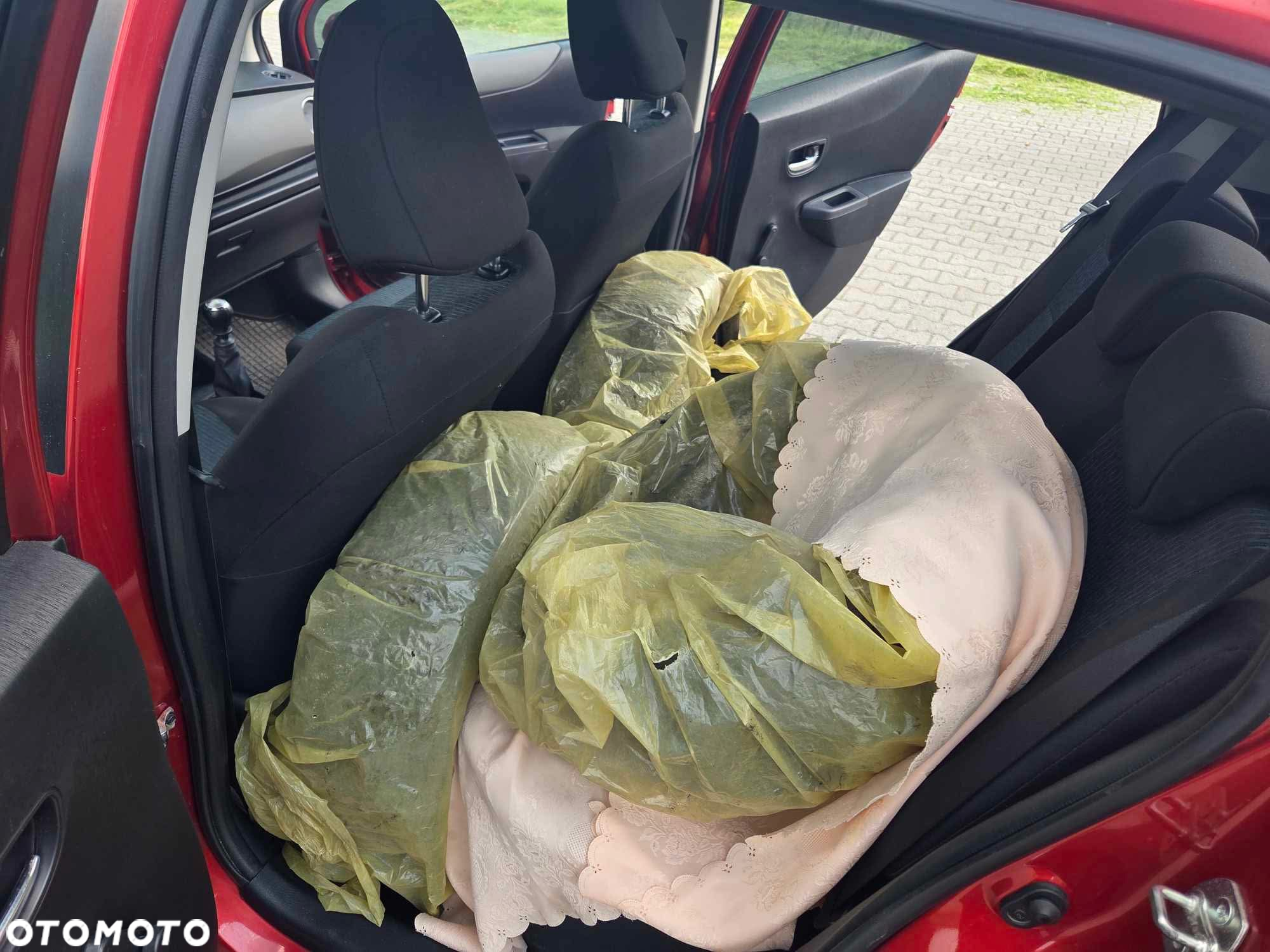 Toyota Yaris 1.4 D-4D Edition - 11