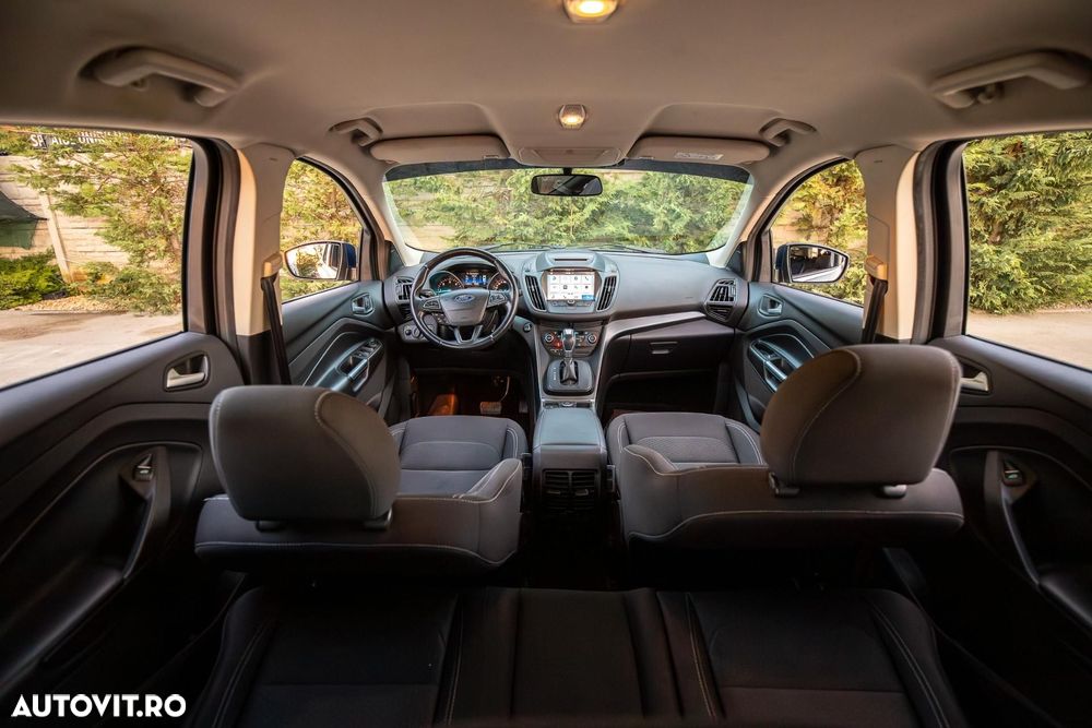 Ford Kuga 2.0 TDCi 4WD Powershift Trend - 9