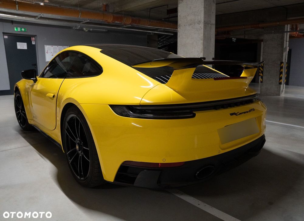 Porsche 911 Carrera GTS PDK - 11
