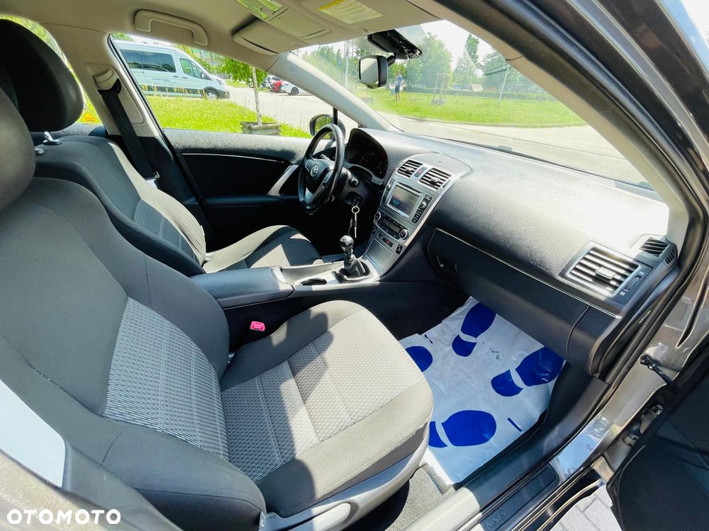Toyota Avensis 1.8 Executive - 13