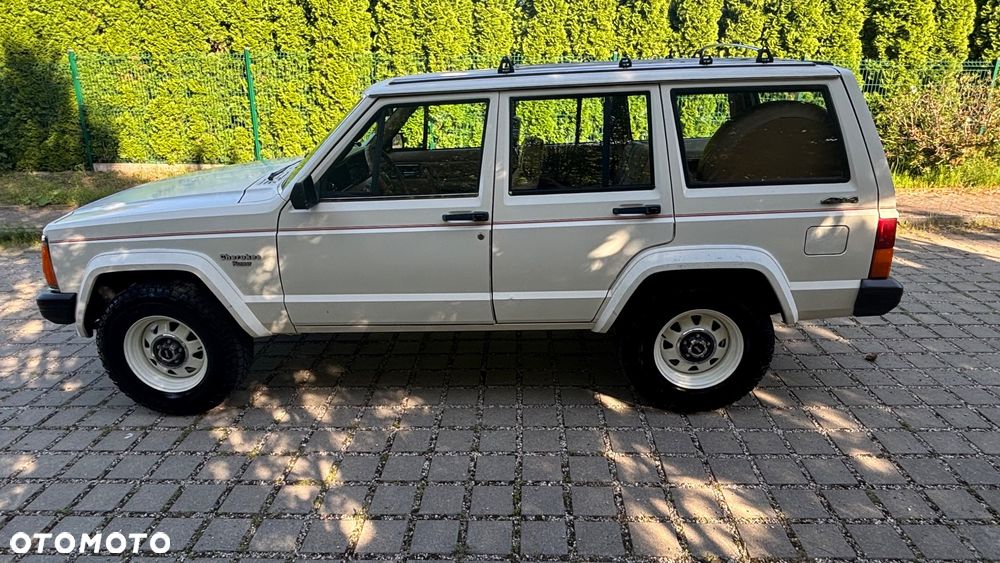 Jeep Cherokee - 7