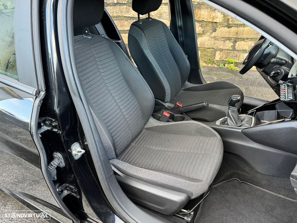 Peugeot 208 1.2 PureTech Active - 21