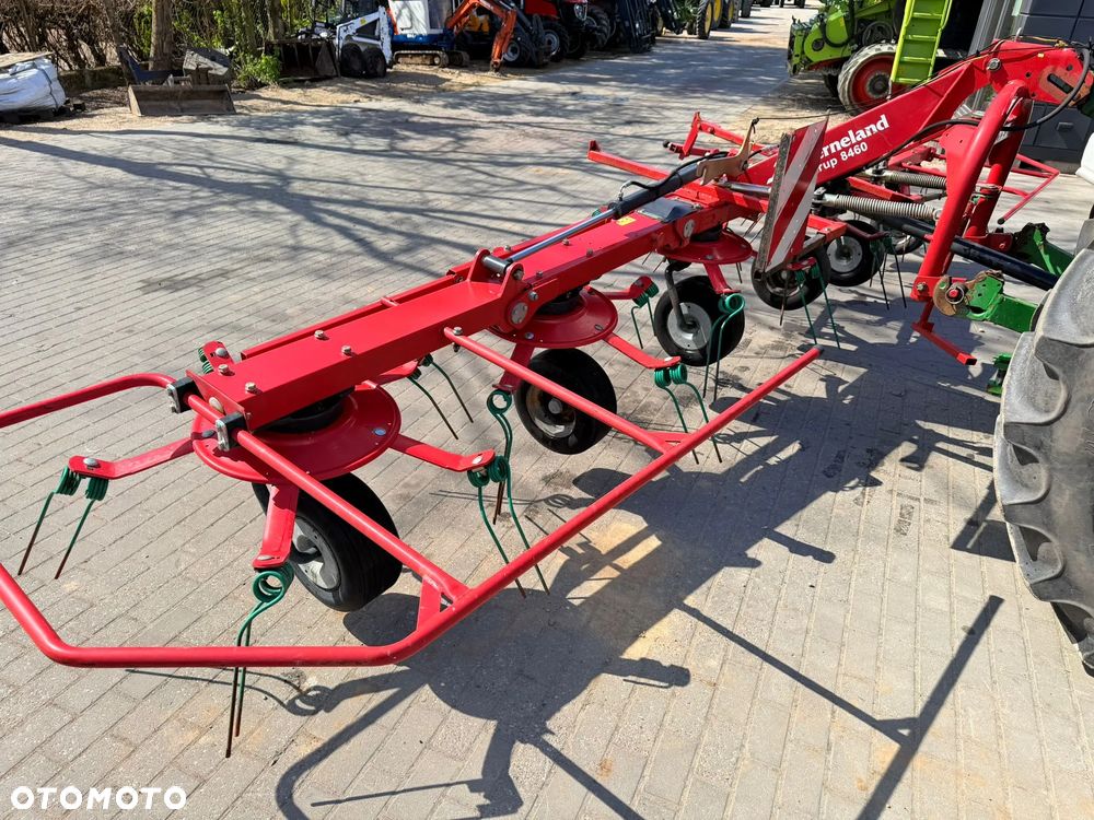 Kverneland Taarup 8460 - 20