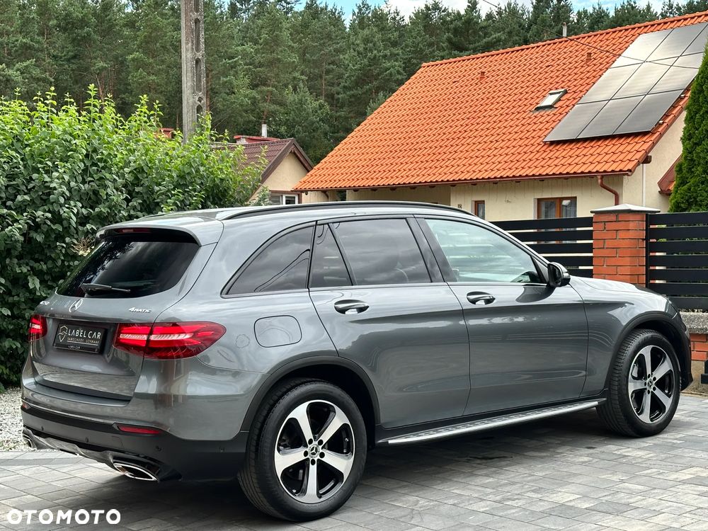 Mercedes-Benz GLC 250 4Matic 9G-TRONIC Exclusive - 23