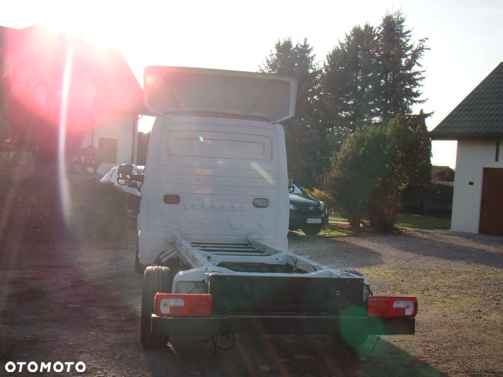 Volkswagen CRAFTER - 5