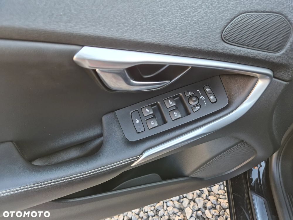 Volvo V40 D3 RDesign - 23