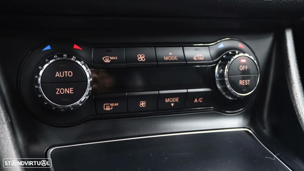 Mercedes-Benz CLA 220 d Shooting Brake AMG Line Aut. - 17