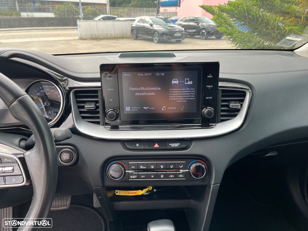 Kia XCeed 1.6 GDi PHEV Drive - 36