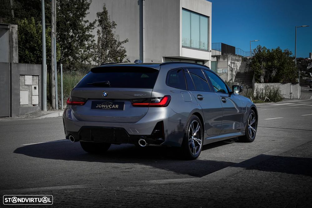 BMW 320 d Touring Pack Desportivo M Auto - 2