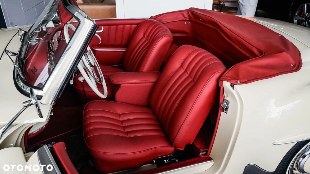 Mercedes-Benz SL - 17