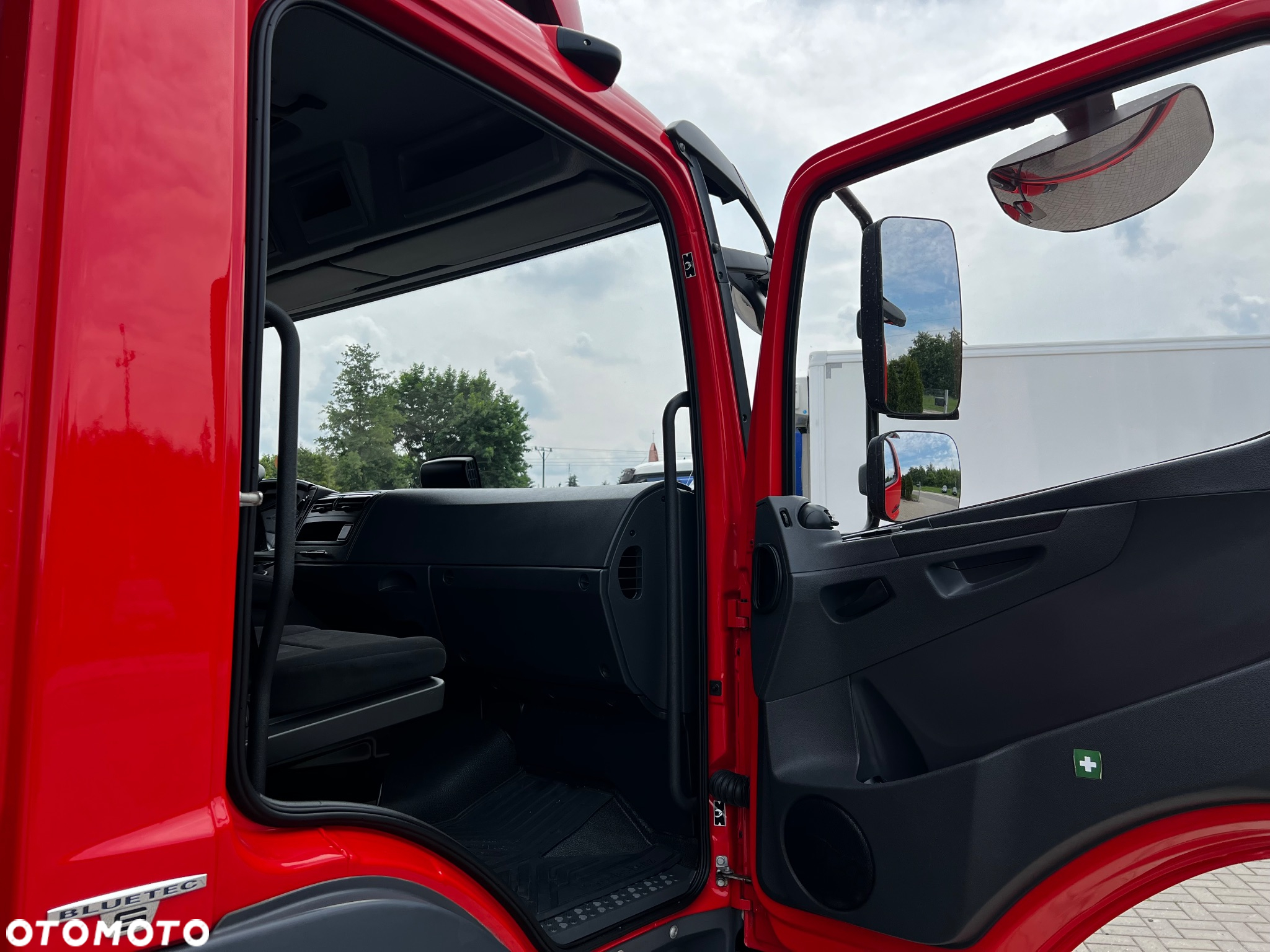 Mercedes-Benz ATEGO - 5