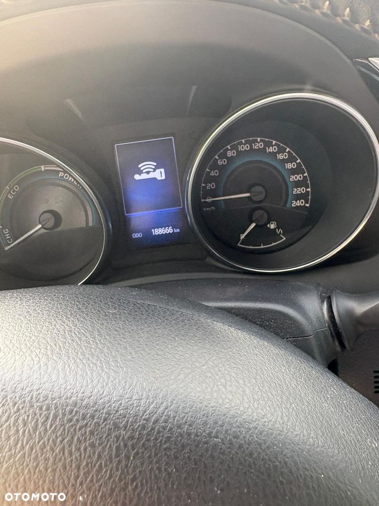 Toyota Auris Hybrid 135 Comfort - 8