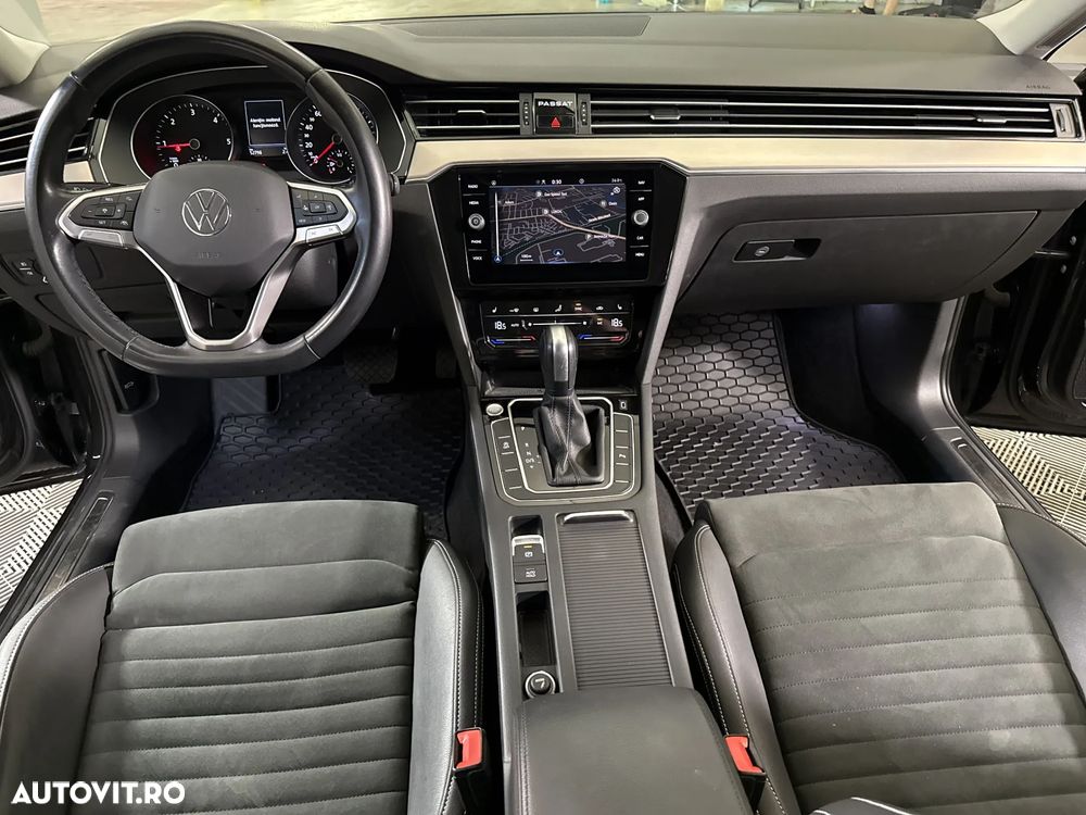Volkswagen Passat 2.0 TDI DSG Highline - 10