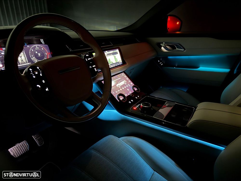 Land Rover Range Rover Velar 3.0 D300 AWD R-Dynamic HSE - 56