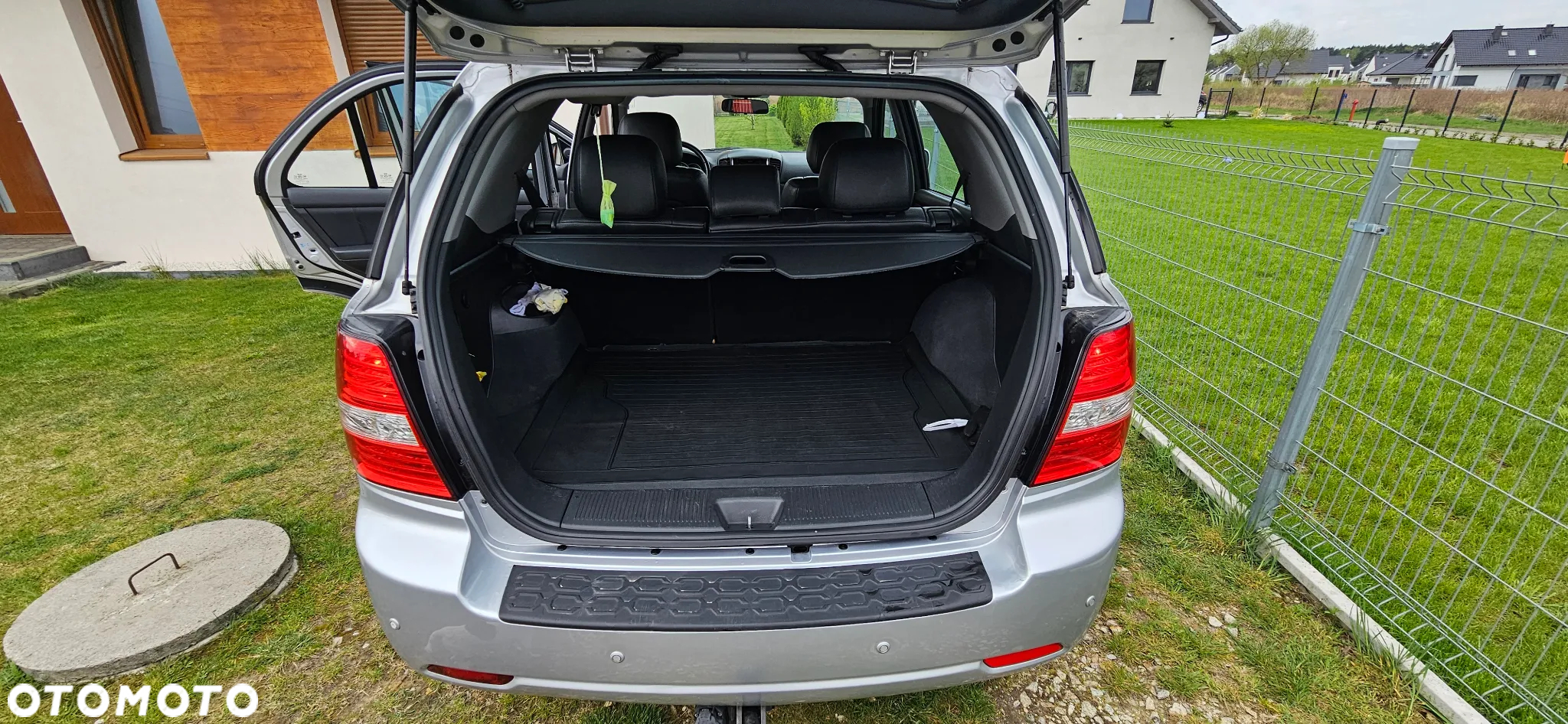 Kia Sorento 3.3 V6 LX - 9