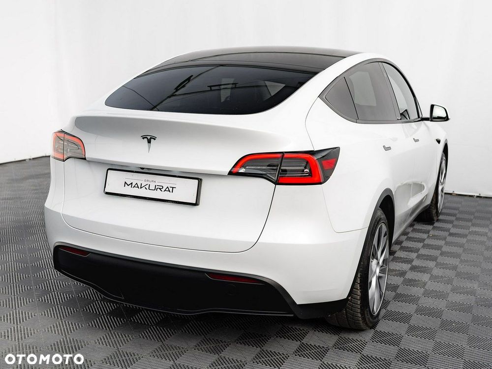 Tesla Model Y Long Range RWD - 6
