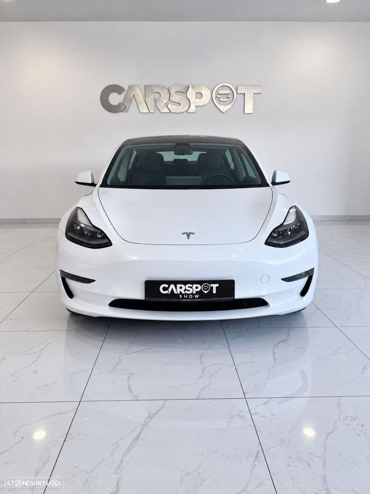Tesla Model 3 - 6
