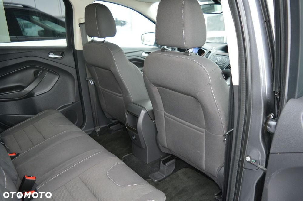 Ford Kuga - 29