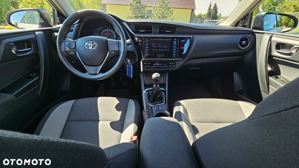 Toyota Auris 1.33 VVT-i Active - 13
