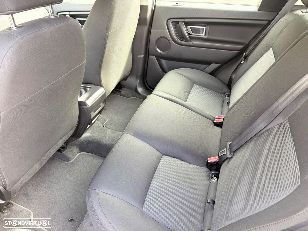 Land Rover Discovery Sport 2.0 eD4 S - 22
