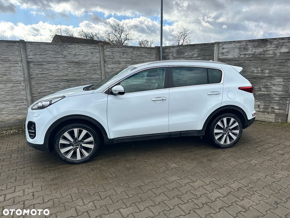 Kia Sportage 1.7 CRDI 2WD Dream-Team Edition - 13