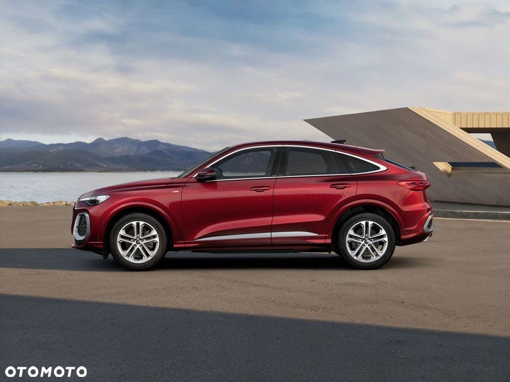 Audi Q5 Sportback - 3