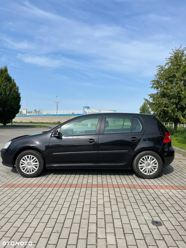 Volkswagen Golf - 8
