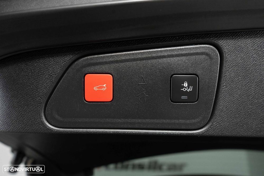 Peugeot 3008 1.6 Hybrid GT e-EAT8 - 31