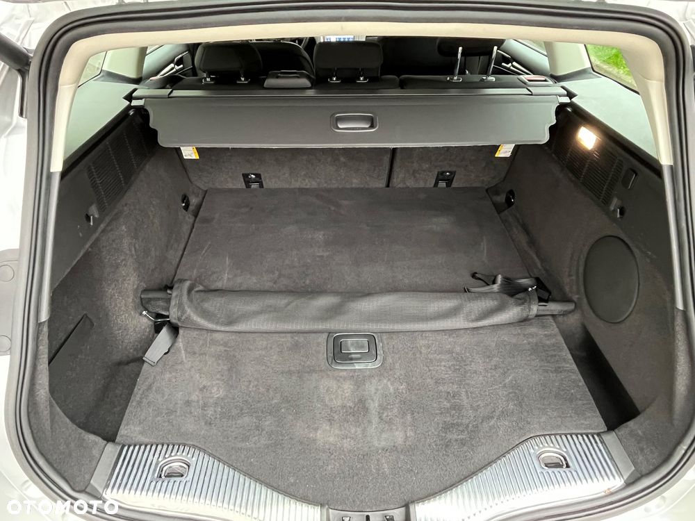 Ford Mondeo Turnier 2.0 EcoBlue Titanium - 37