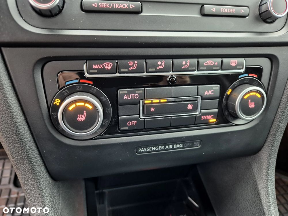 Volkswagen Golf 1.6 TDI BlueMot Comfortline - 35