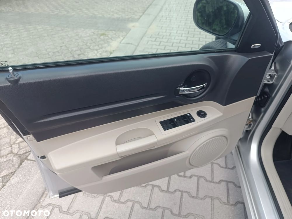 Dodge Magnum 5.7 V8 - 12