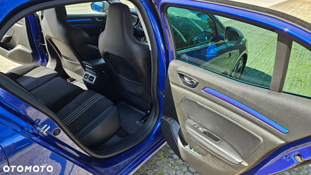 Renault Megane ENERGY TCe 205 EDC GT - 26