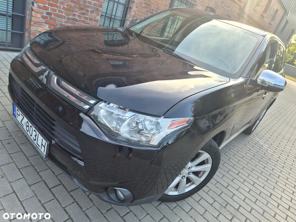 Mitsubishi Outlander 2014 photo 2