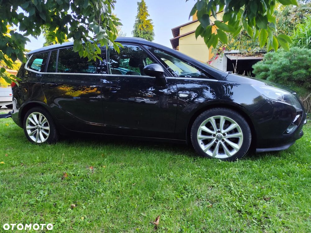 Opel Zafira - 8