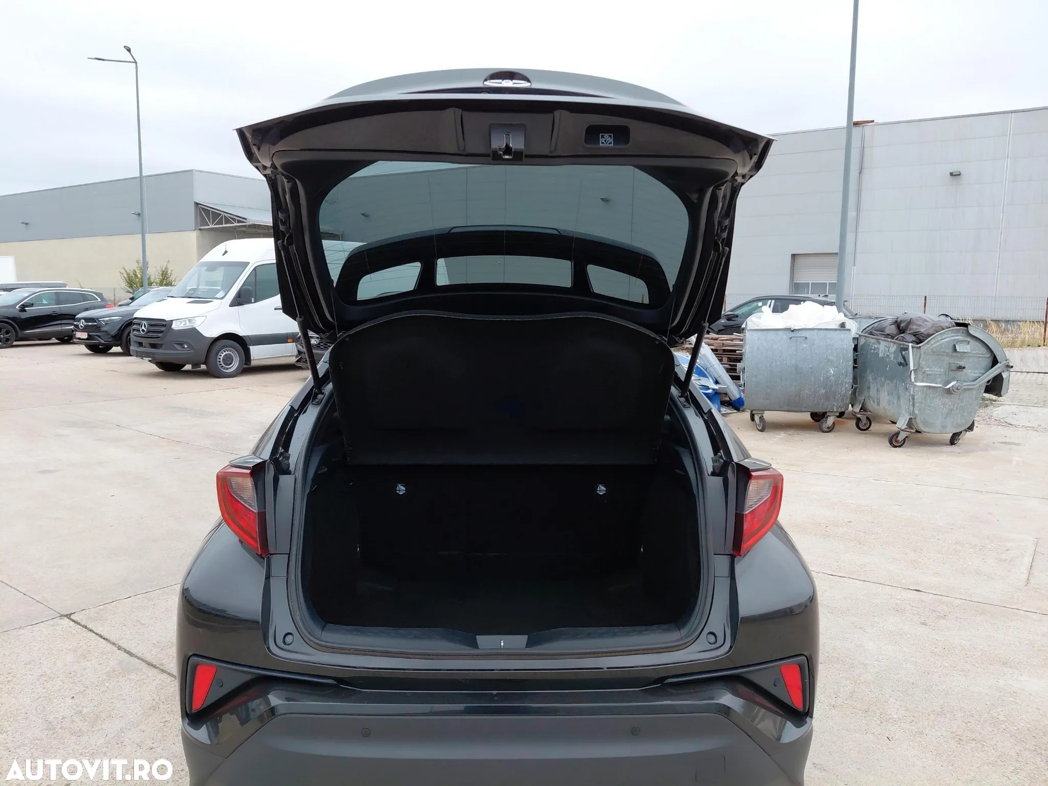 Toyota C-HR 1.8 HSD 122 CP 4x2 CVT Style - 16