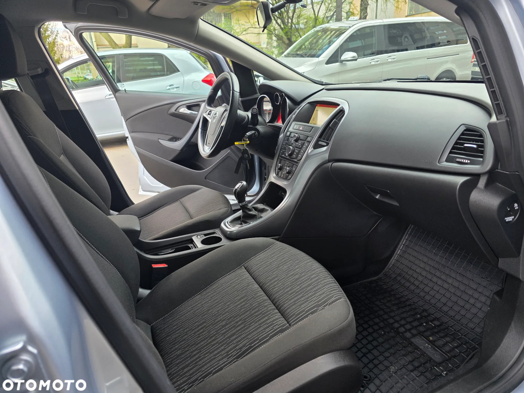 Opel Astra IV 1.4 T Executive EU6 - 7