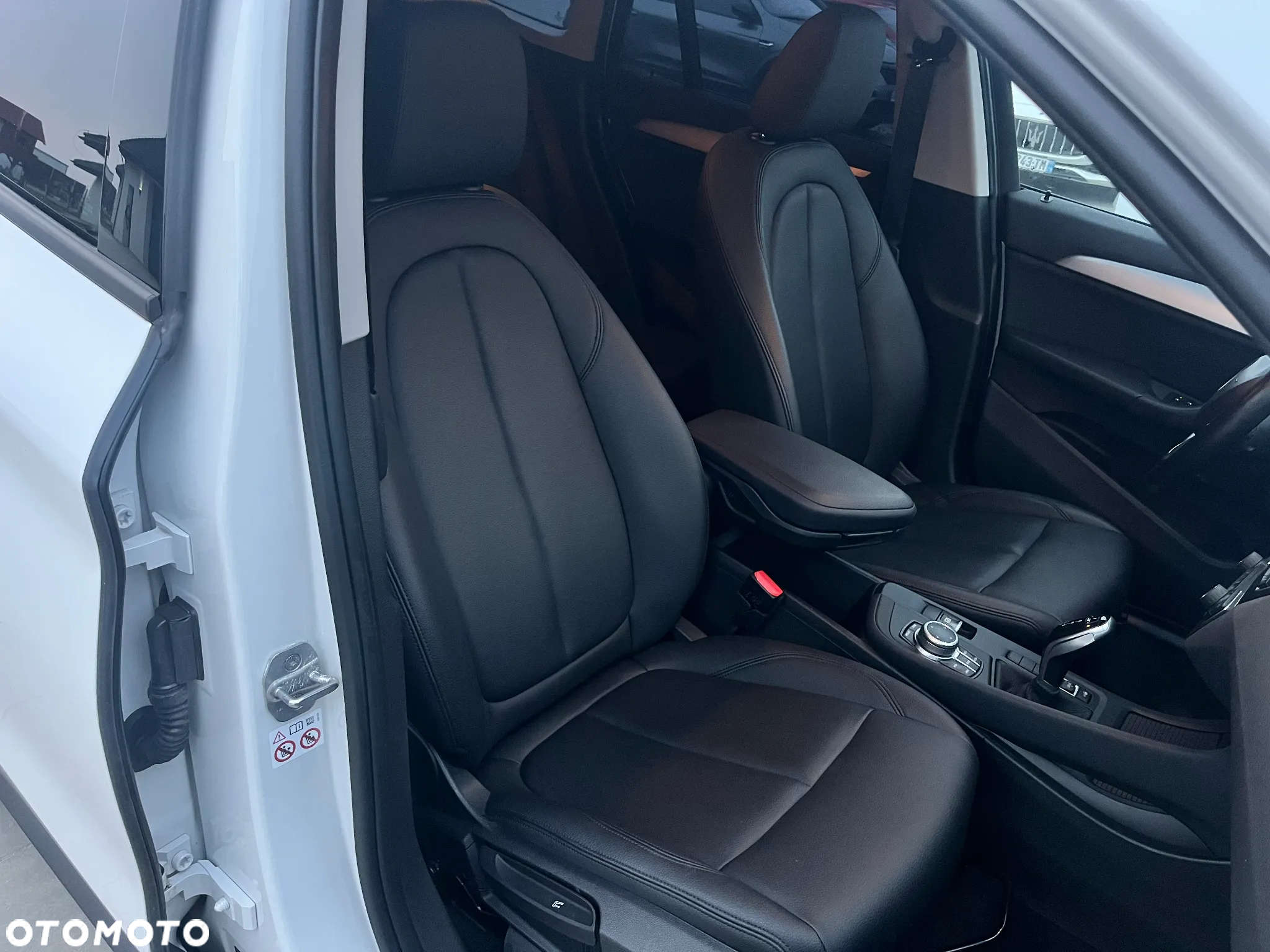 BMW X1 sDrive18i Business Edition - 23