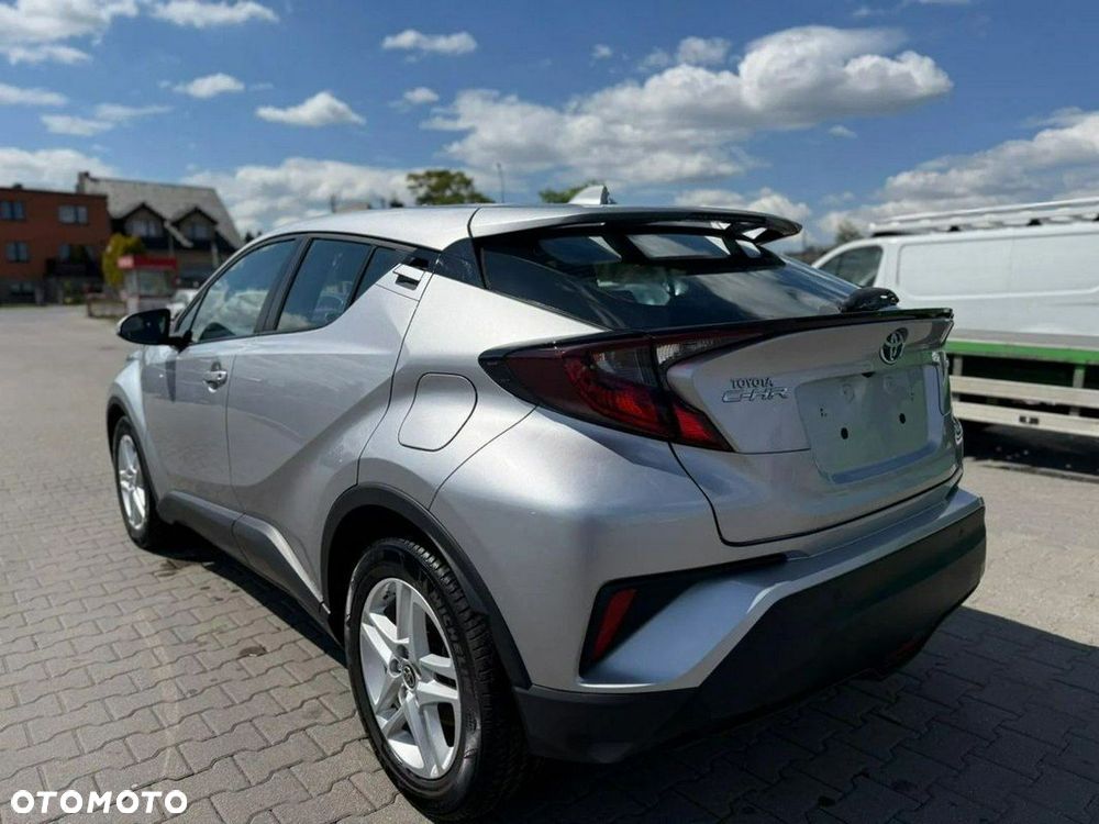 Toyota C-HR - 5