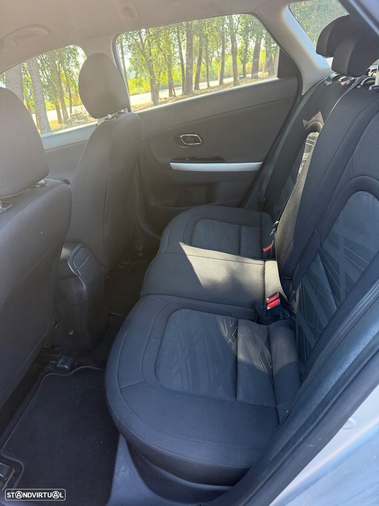 Kia Ceed SW 1.4 CRDi 90 ISG Spirit - 9