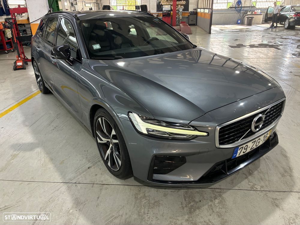 Volvo V60 2.0 D4 R-Design Geartronic — fotografia 28