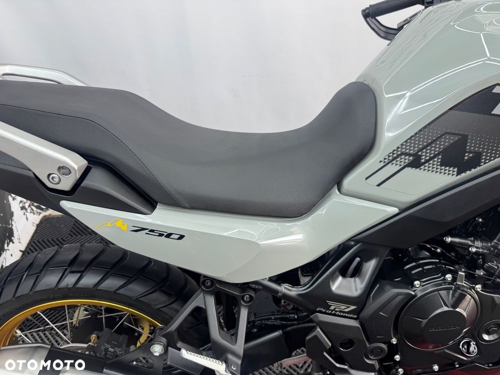 Honda Transalp - 33