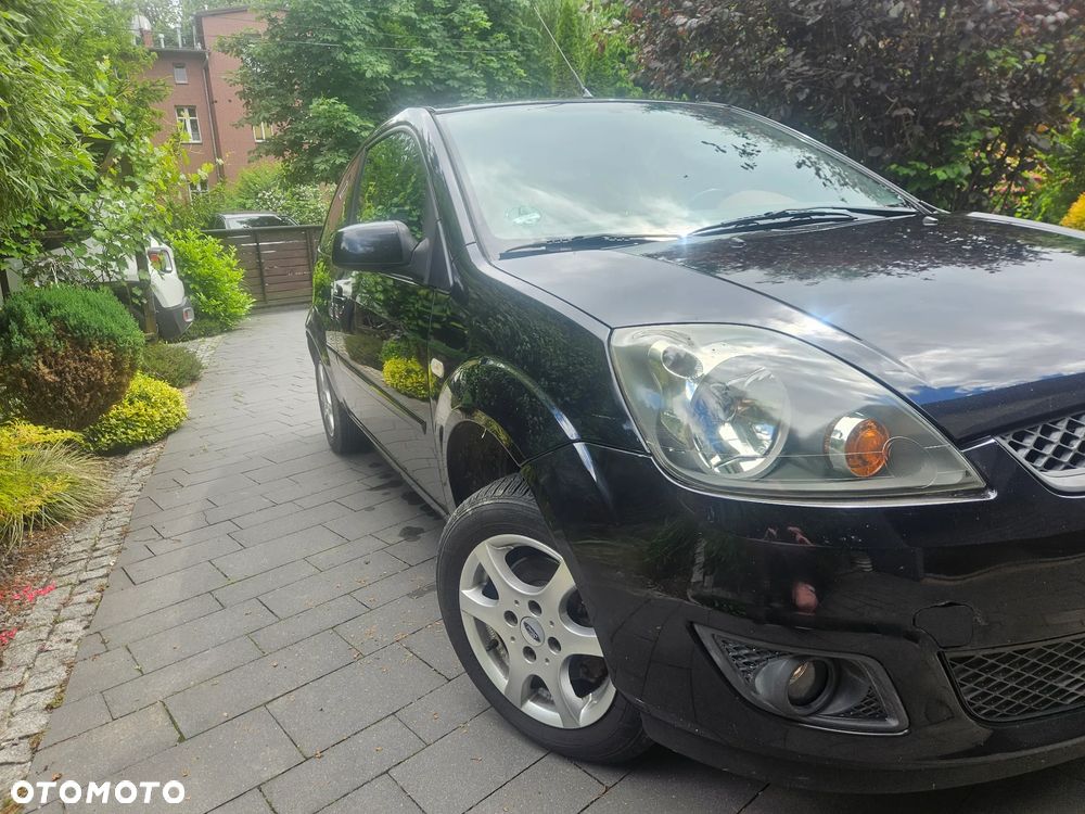 Ford Fiesta - 5