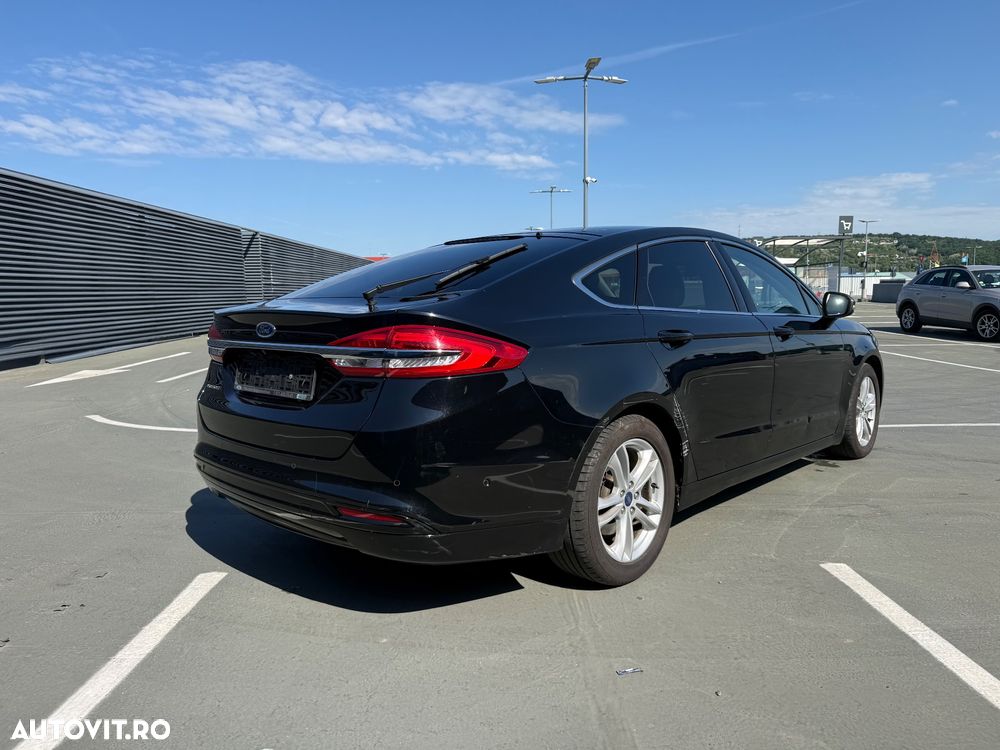 Ford Mondeo 2.0 TDCI PowerShift Titanium - 3