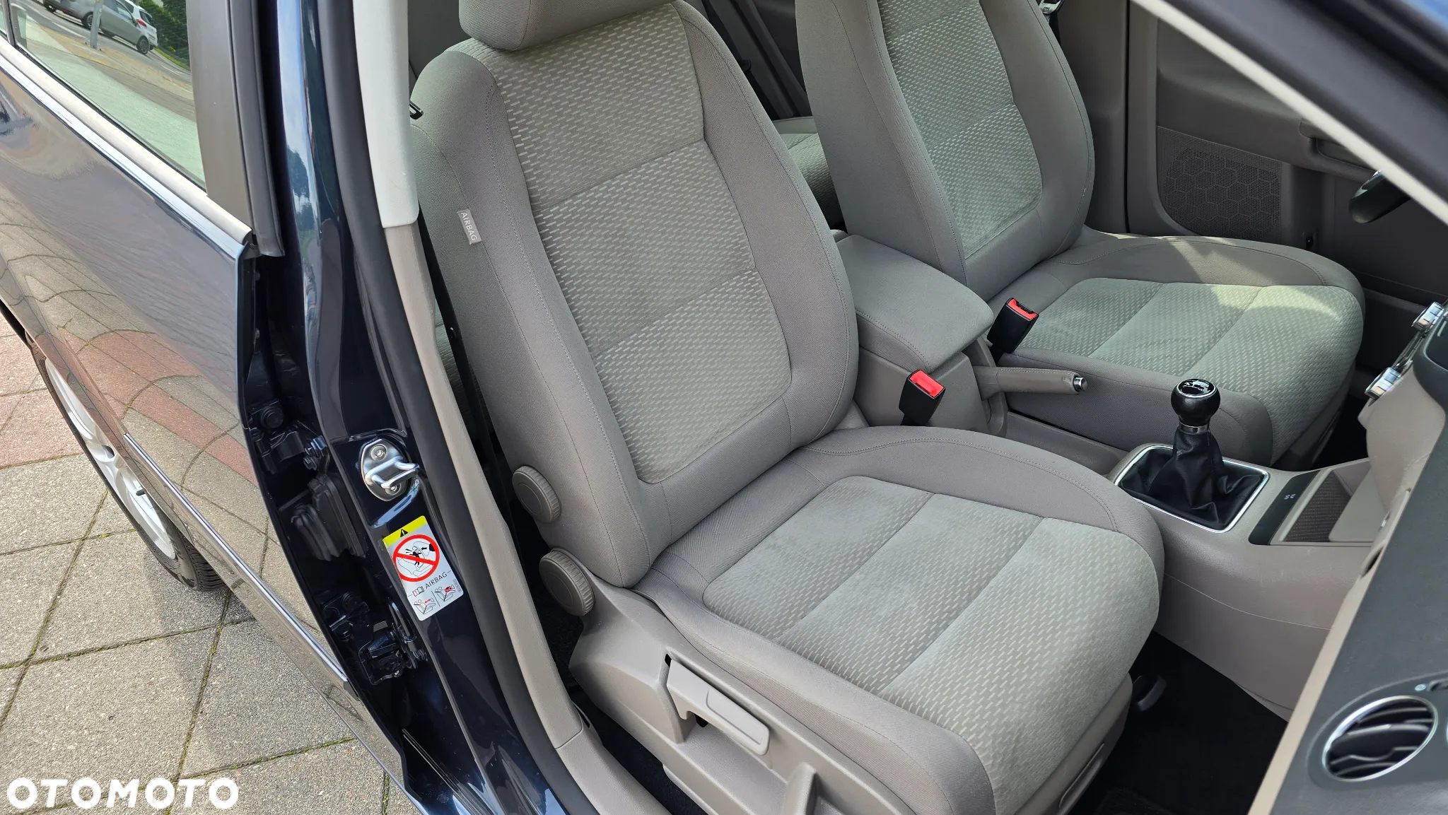 Volkswagen Golf Plus - 22