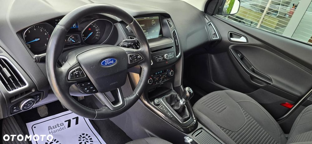 Ford Focus 1.5 EcoBoost Titanium ASS - 6