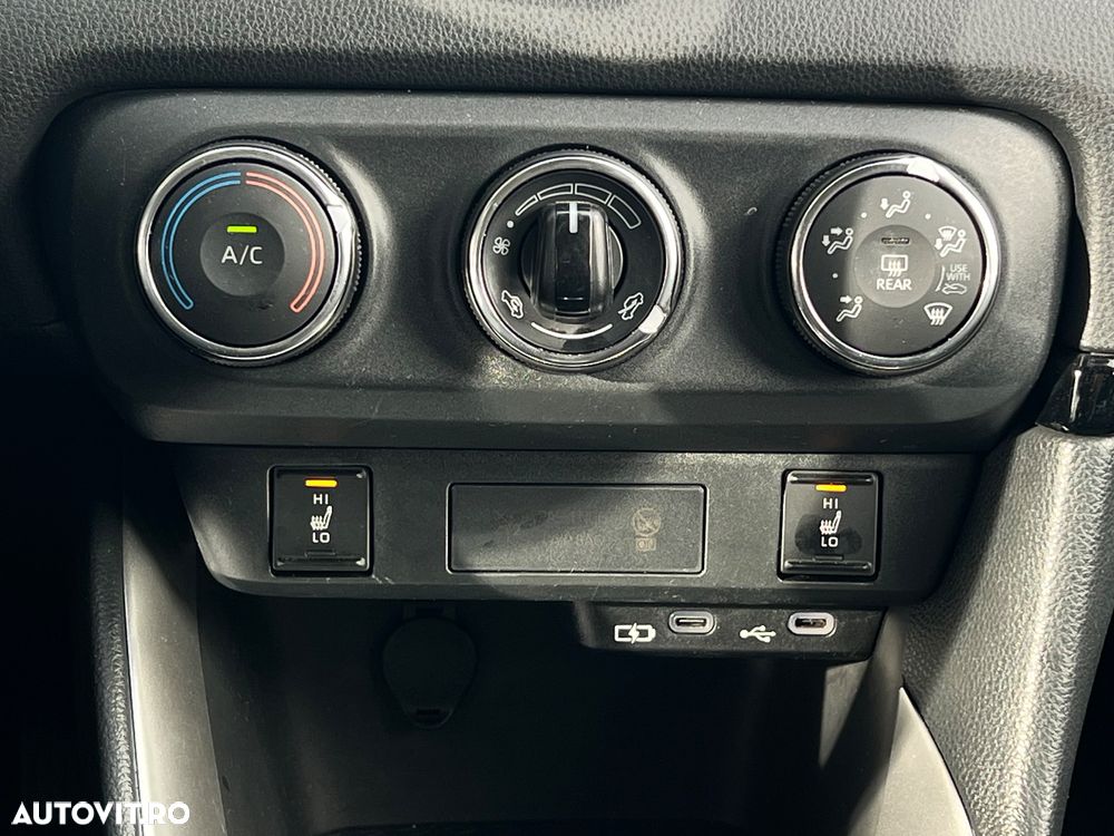 Toyota Yaris 1.5 MT Dynamic - 17