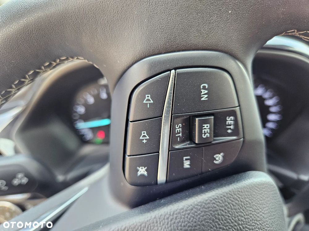 Ford Puma ver-1-0-ecoboost-mhev-titanium - 19