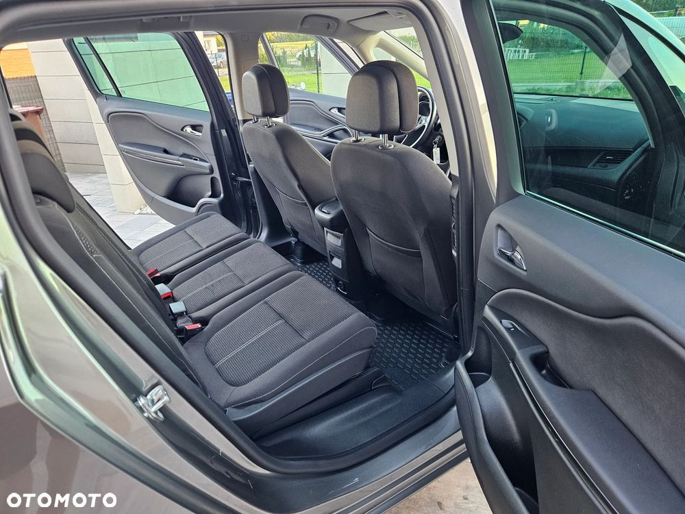 Opel Zafira 2.0 D (CDTI ecoFLEX) Start/Stop Business Innovation - 21