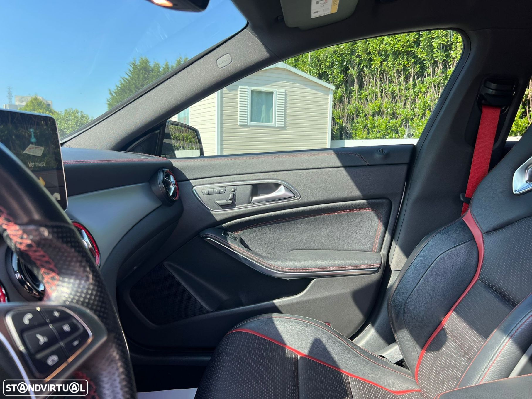 Mercedes-Benz CLA 45 AMG - 38